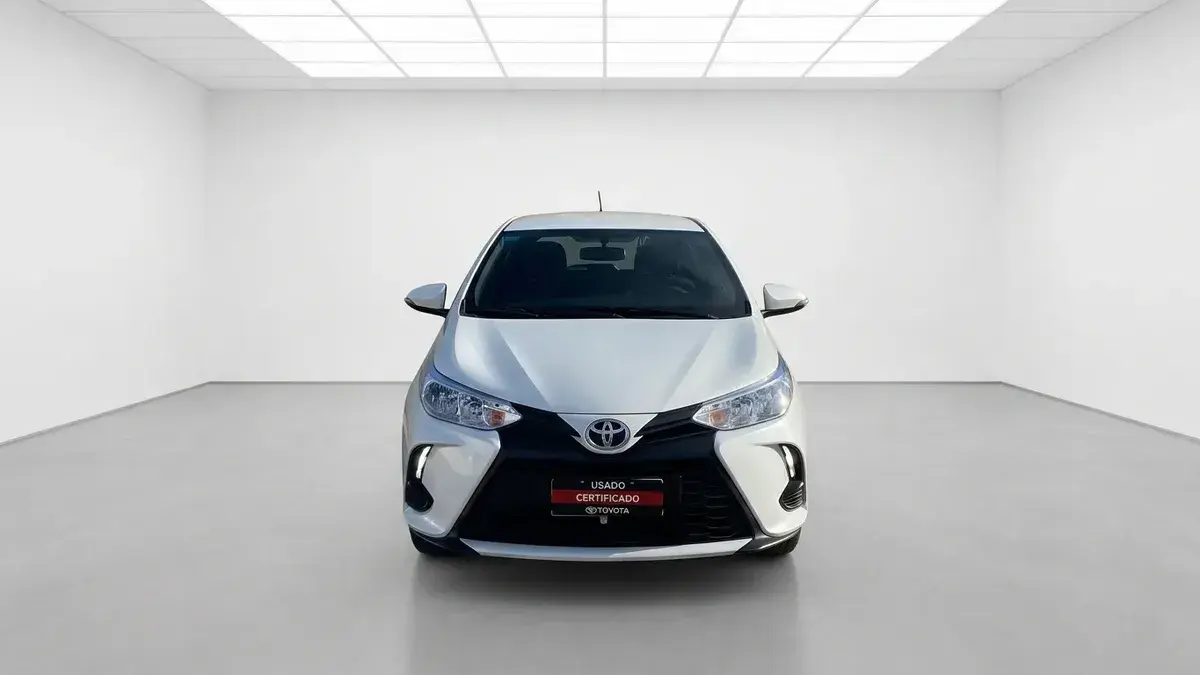 Toyota Yaris 1.5 5 Ptas Xs Cvt 2024 - foto 3