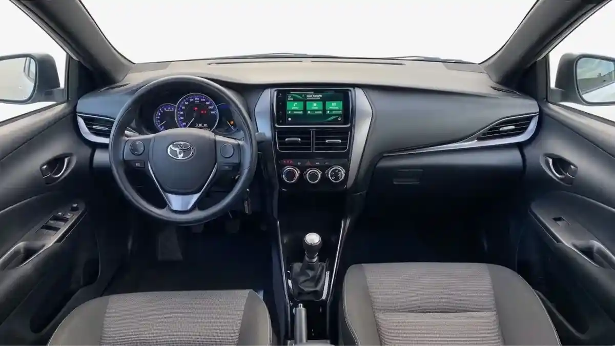 Toyota Yaris 1.5 5 Ptas Xs Cvt 2024 - foto 5