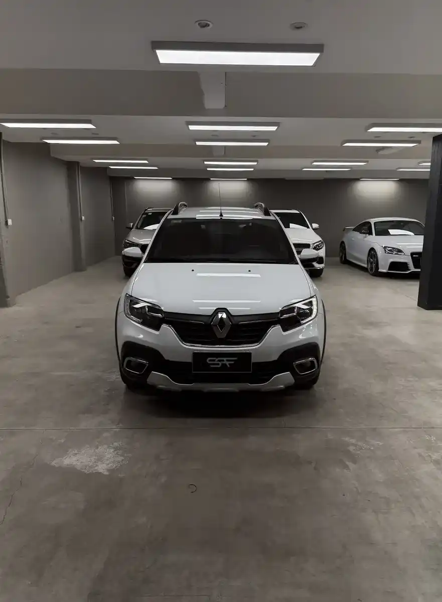 Renault Sandero Stepway 1.6 16V Intense 2023 - foto 2