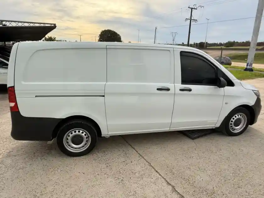 Mercedes-Benz Vito 1.6 111 Cdi Furgon V2 Aa 114Cv 2017 - foto 4
