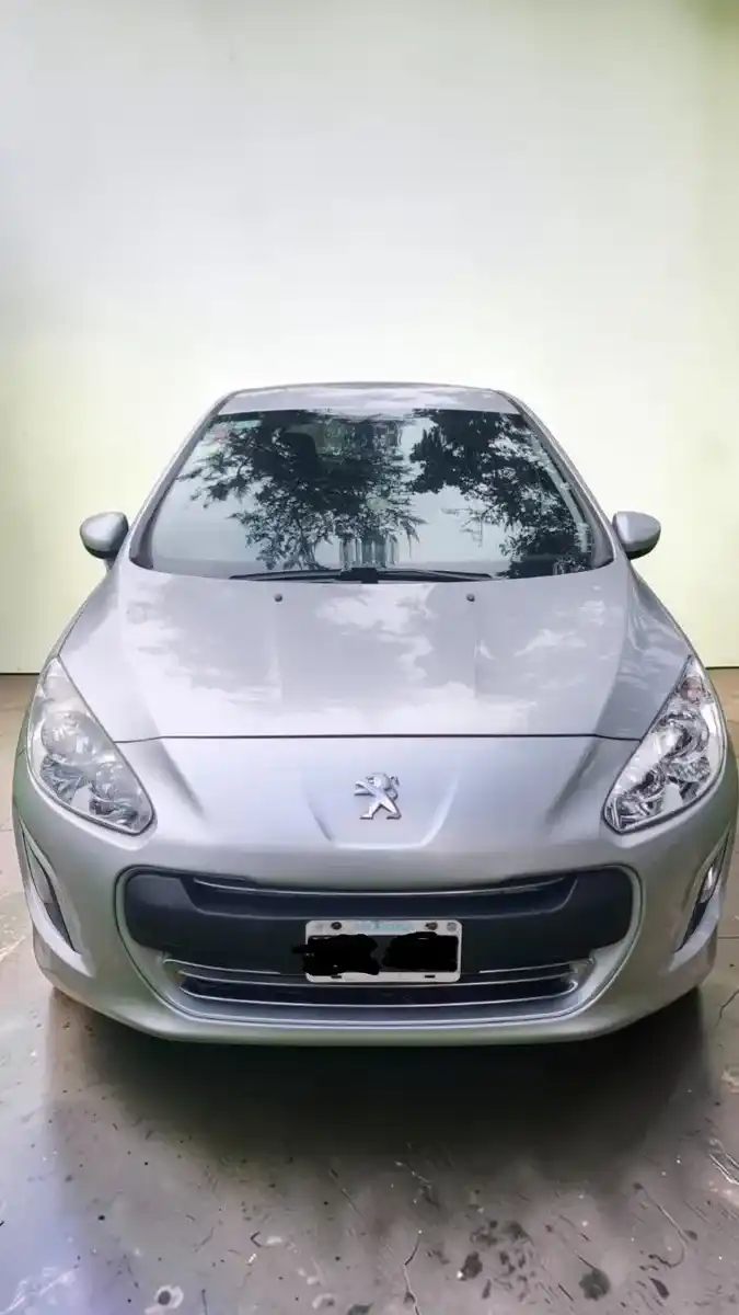 Peugeot 308 1.6 Active Hdi 115Cv 2014 - foto 2