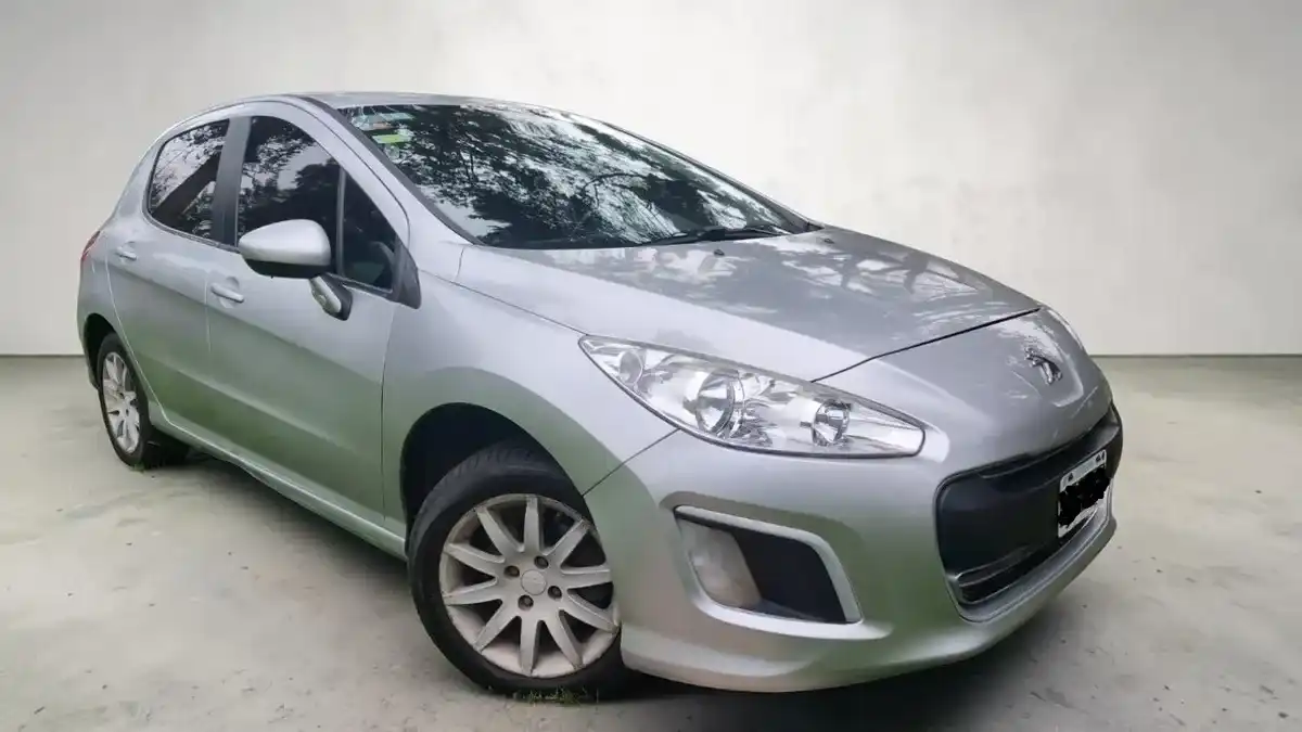 Peugeot 308 1.6 Active Hdi 115Cv 2014 - foto 3