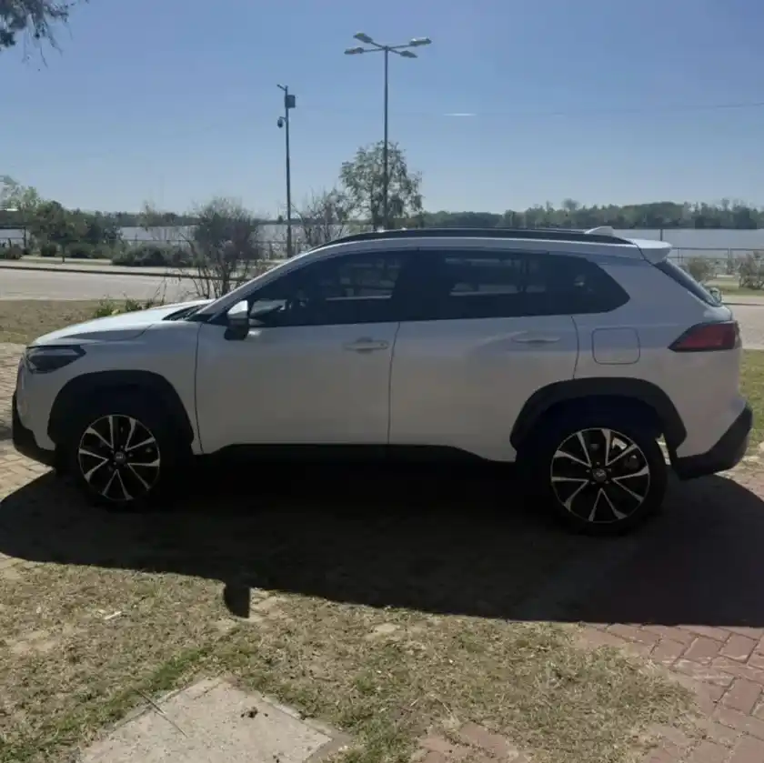 Toyota Corolla Cross 2.0 Seg Cvt 2023 - foto 3