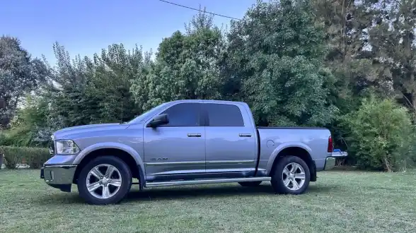 Ram 1500 5.7 Laramie Atx V8 2021 - foto 2