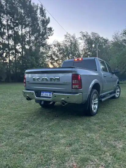 Ram 1500 5.7 Laramie Atx V8 2021 - foto 3