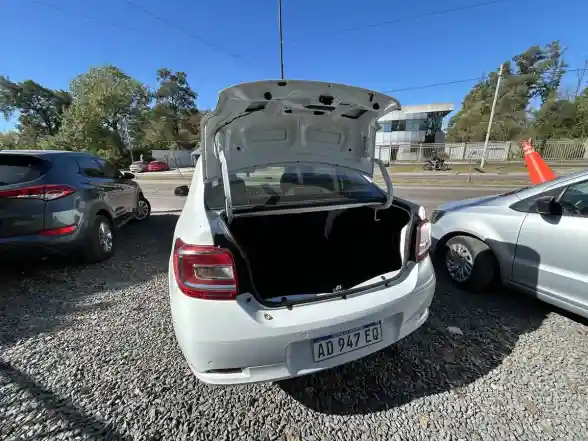 Renault Logan Ph2 Intens 1.6 2019 - foto 4