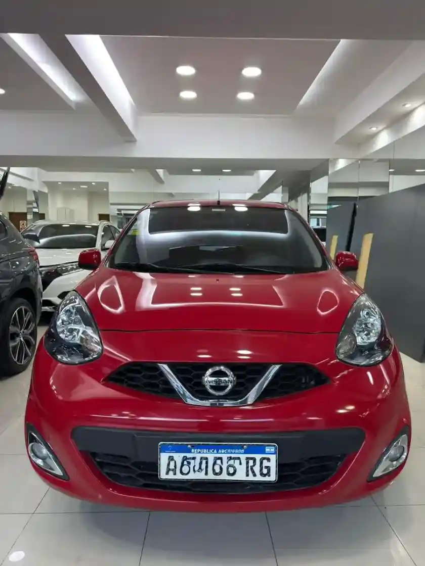 Nissan March 1.6 Advance Media Tech 107Cv 2018 - foto 2