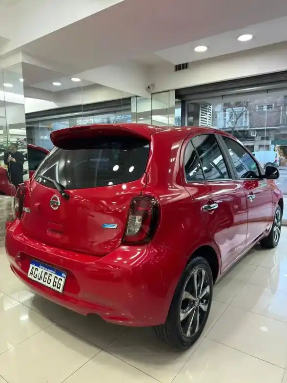 Nissan March 1.6 Advance Media Tech 107Cv 2018 - foto 4