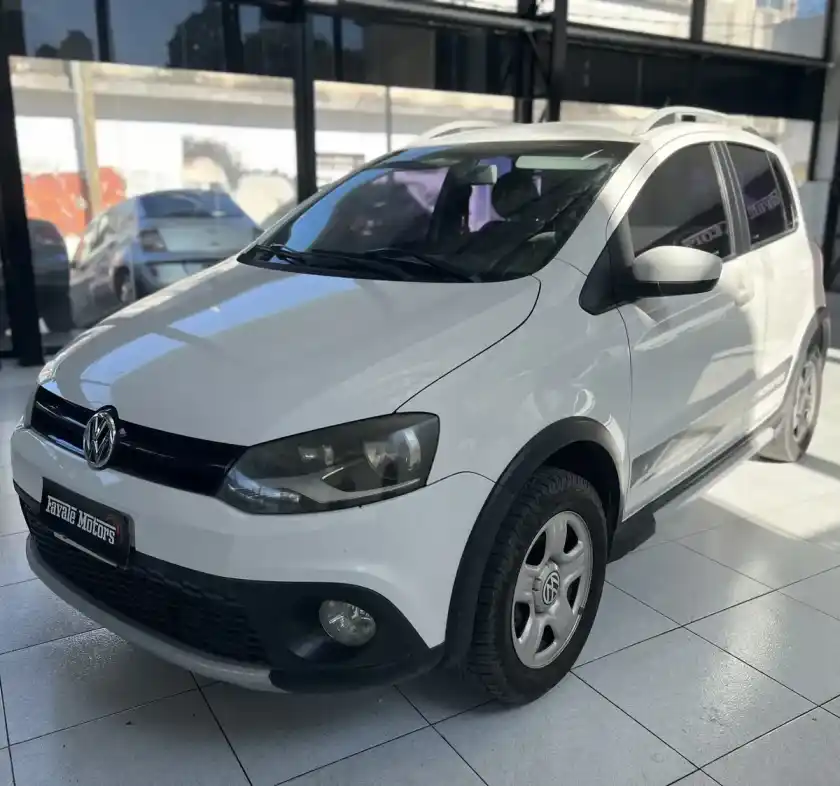 Volkswagen Crossfox 1.6 Comfortline 2010 - foto 1