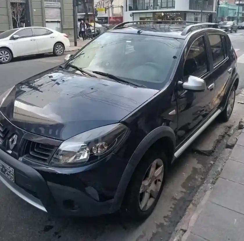 Renault Sandero Stepway 1.6 Confort 2011 - foto 1