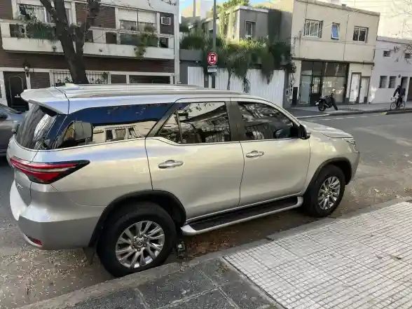 Toyota Sw4 2.8 Srx 204Cv 4X4 7As At 2021 - foto 3