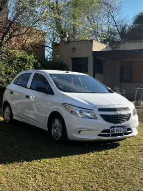 Chevrolet Onix 1.4 Joy Ls 98Cv 2018 - foto 2