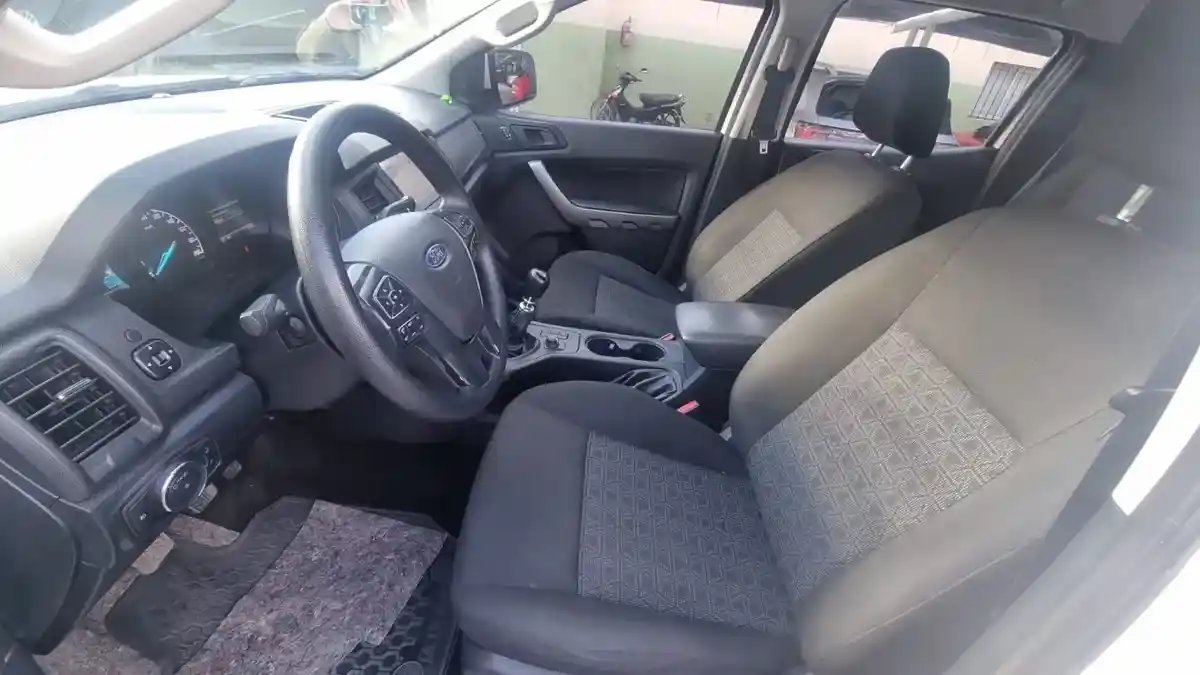 Ford Ranger 3.2 Cd Xls Tdci 200Cv Manual 4X4 2021 - foto 4