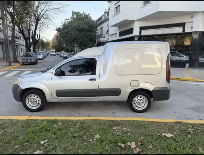 Fiat Fiorino 1.4 Fire Evo Confort 87Cv 2015 - foto 2