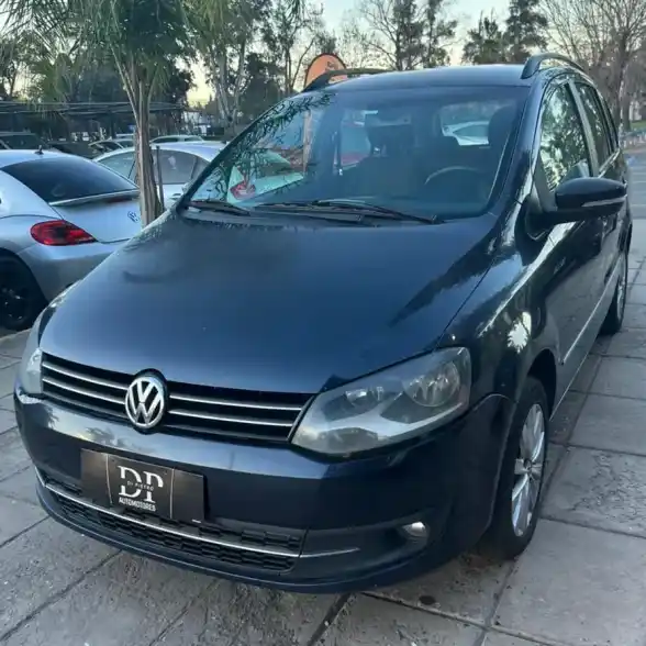 Volkswagen Suran 1.6 Trendline 11B 2012 - foto 1
