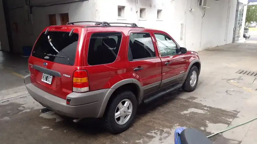 Ford Escape 2.0 Xlt 4X4 2001 - foto 4