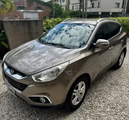 Hyundai Tucson 2.0 Gls 5Mt 4Wd 2013 - foto 2