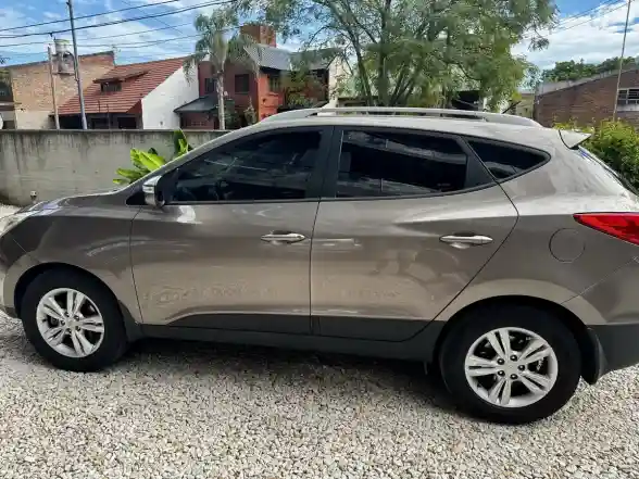 Hyundai Tucson 2.0 Gls 5Mt 4Wd 2013 - foto 4