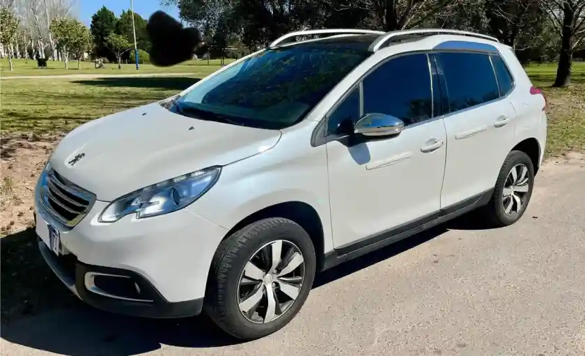 Peugeot 2008 2017 - foto 1