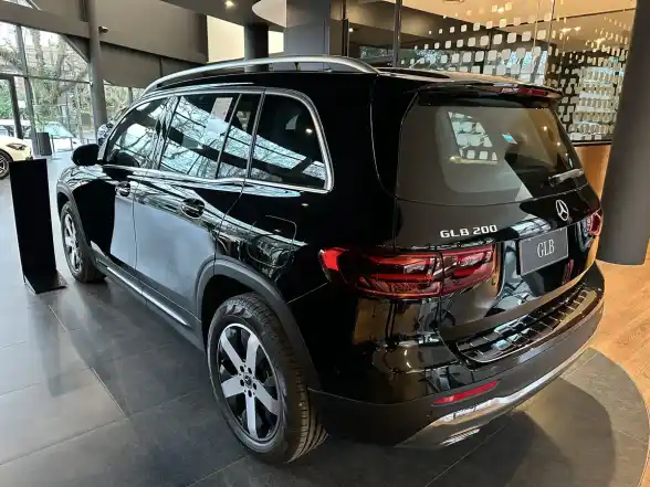 Mercedes-Benz Clase Glb Glb 200 Advance 2026 - foto 4