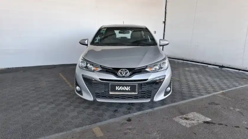 Toyota Yaris 1.5 Xls Pack Cvt 2020 - foto 2