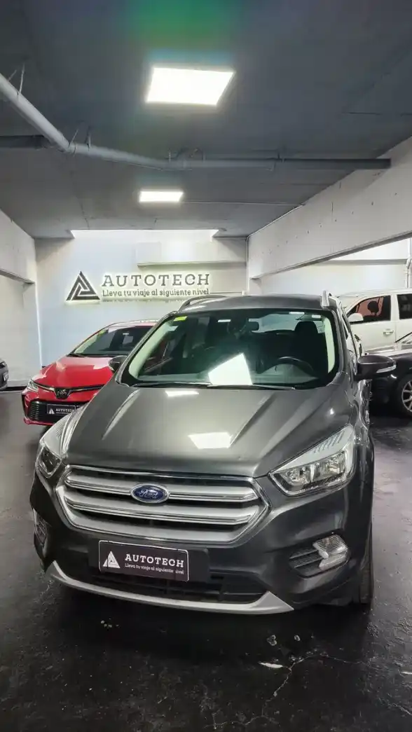 Ford Kuga 2.0 Sel 2019 - foto 4