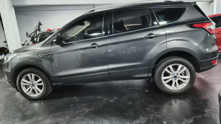 Ford Kuga 2.0 Sel 2019 - foto 5