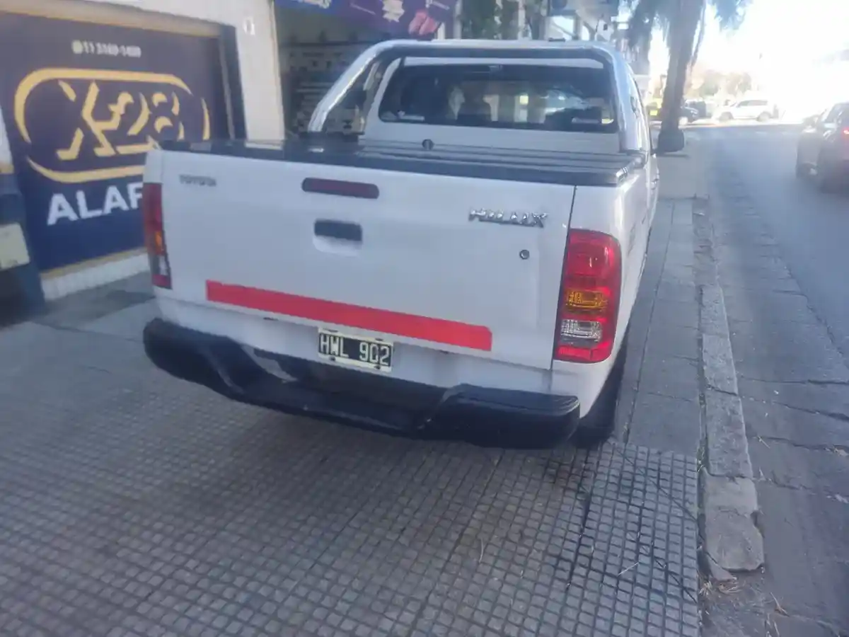 Toyota Hilux Pick-Up 2.5 Dx Pack Cab Doble 4X2 (2009) 2009 - foto 4