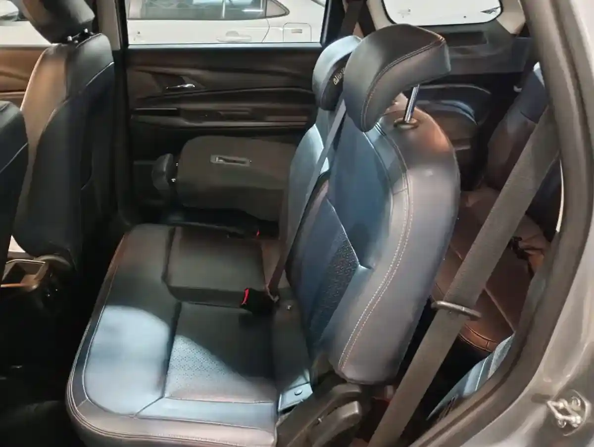 Chevrolet Spin 1.8 Premier 7As At 105Cv 2025 - foto 5