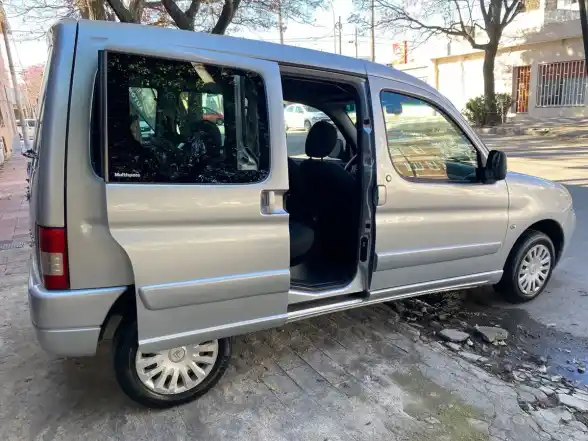 Citroën Berlingo Multispace 1.6 Sx Pack Hdi 92Cv Am53 2012 - foto 5