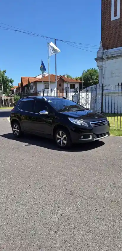 Peugeot 2008 2016 - foto 1