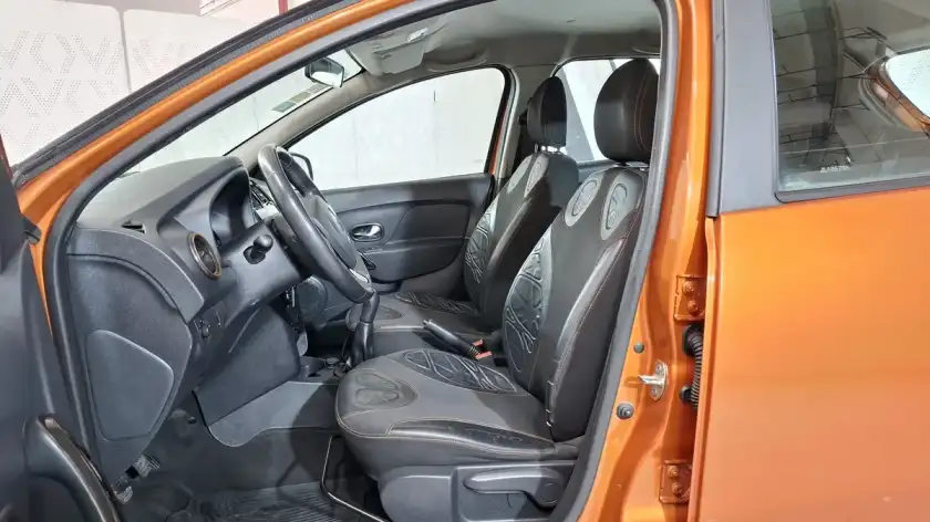 Renault Sandero Stepway 1.6 Stepway Privilege 2018 - foto 5