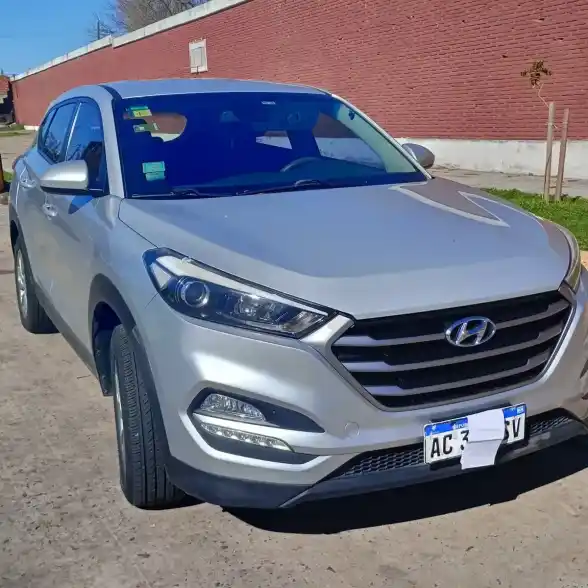 Hyundai Tucson 2.0 Style 2Wd At 2018 - foto 2
