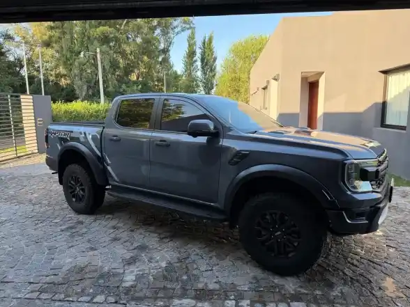 Ford Ranger Raptor 3.0L V6 Ecoboost Biturbo Cabina Doble 4X4 2024 - foto 3