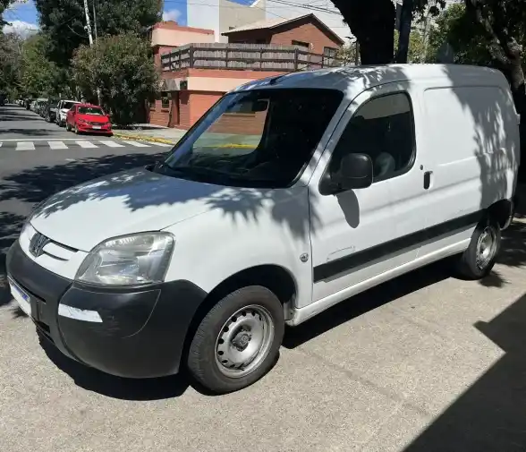 Peugeot Partner 1.4 Furgon Confort 2017 - foto 5
