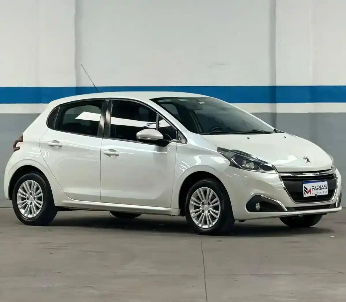 Peugeot 208 2016 - foto 1