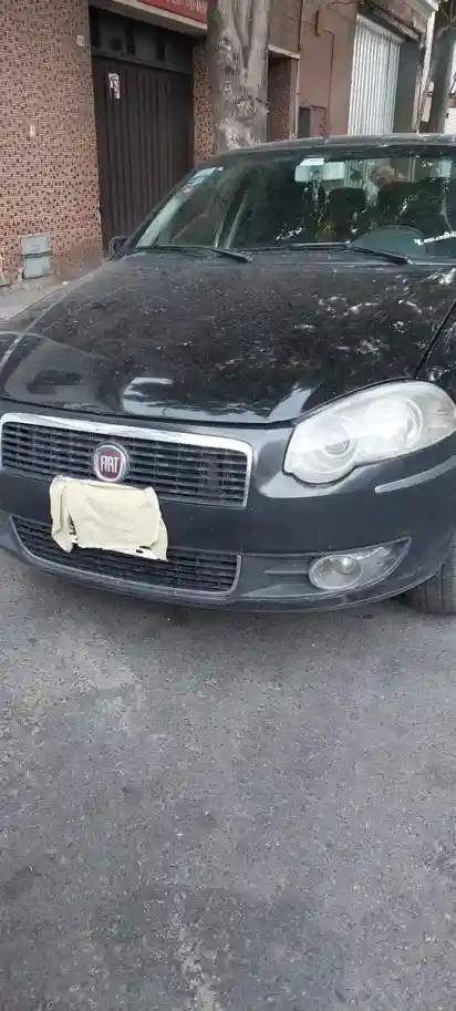 Fiat Siena 2010 - foto 1