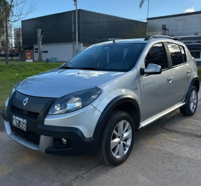 Renault Sandero Stepway 1.6 Privilege Nav 105Cv 2013 - foto 3