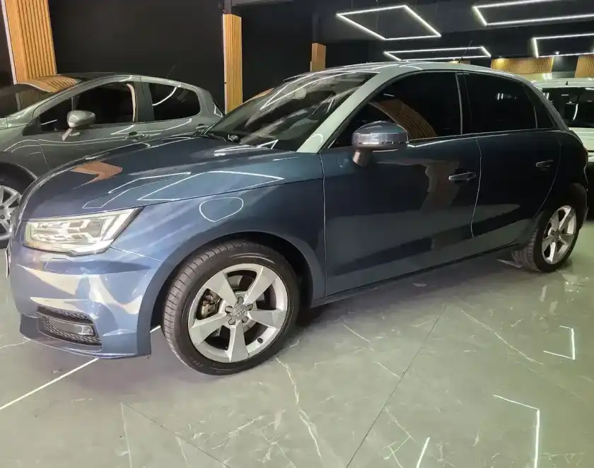 Audi A1 2018 - foto 1