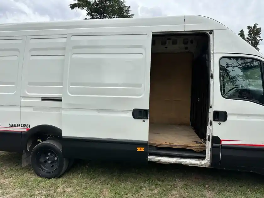 Iveco Daily 3.0 Furgon 55C16 H3 155Cv 17.2M3 3950 2013 - foto 3