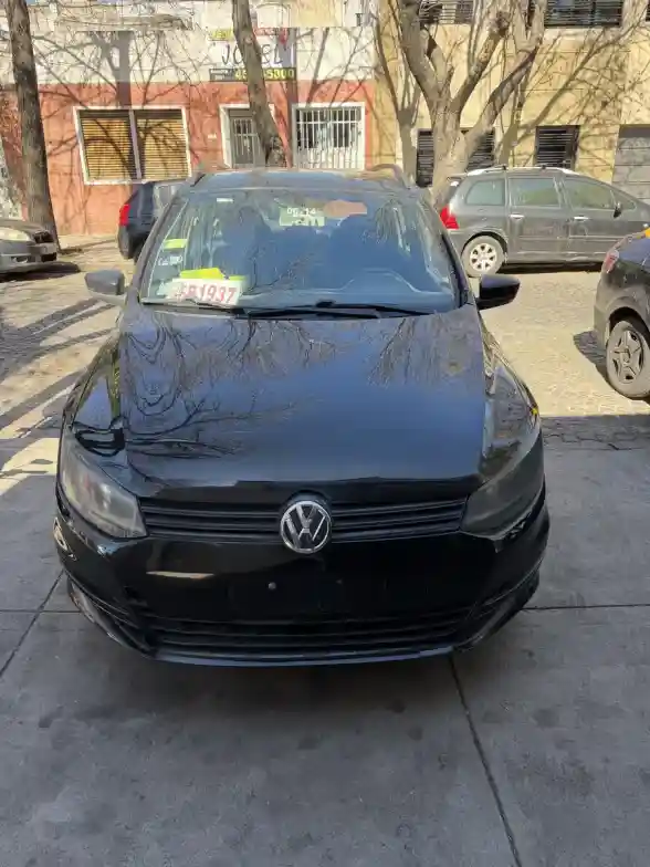Volkswagen Suran 1.6 5D 6 Puertas 2016 - foto 2