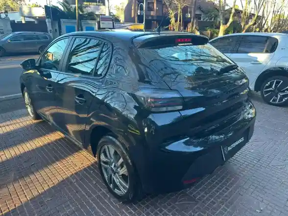 Peugeot 208 1.6 Allure At 2025 - foto 5