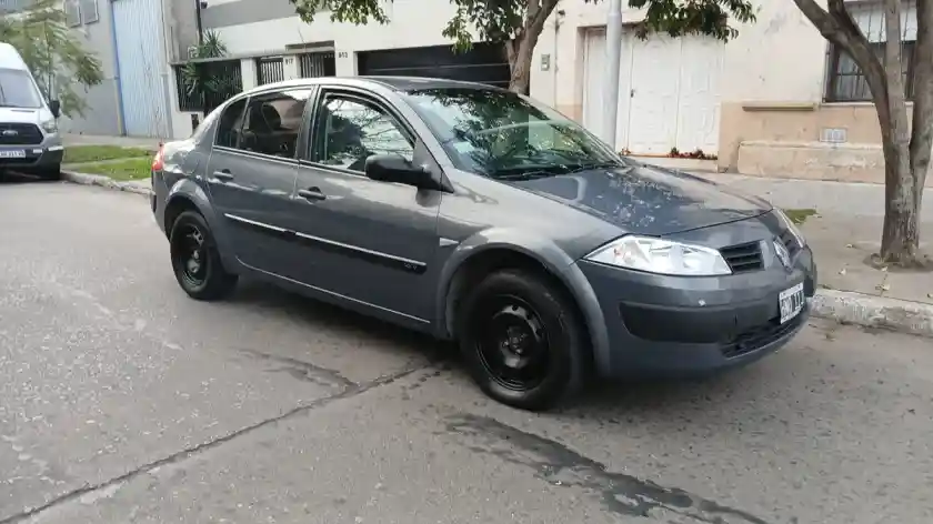 Renault Mégane Ii 1.6 L Confort Plus 2008 - foto 5