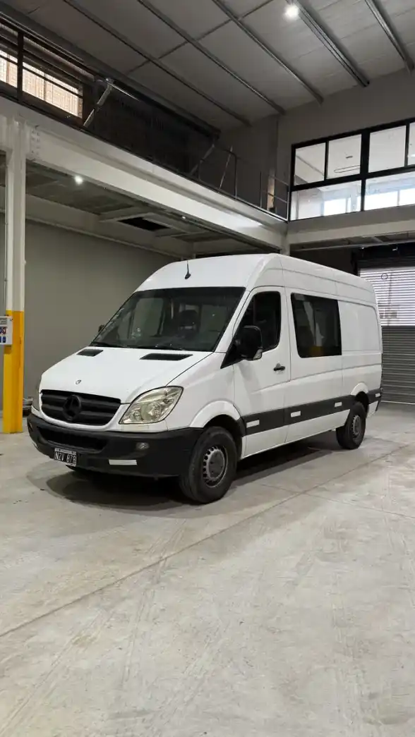 Mercedes-Benz Sprinter 2014 - foto 1