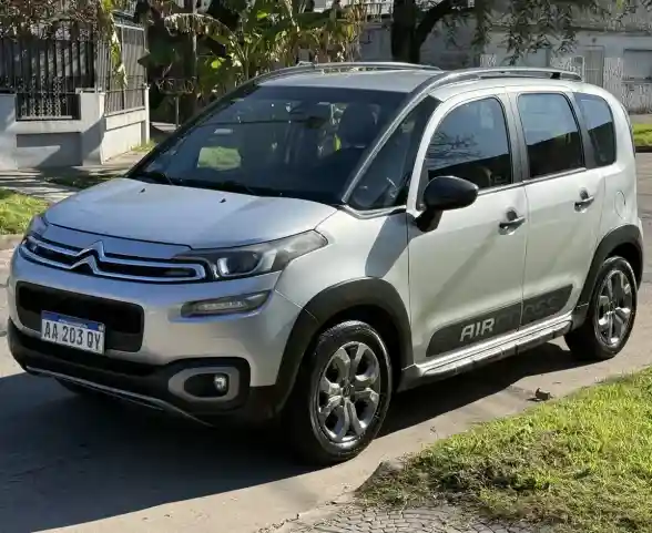 Citroën C3 Aircross 1.6 Vti 115 Shine 2016 - foto 2