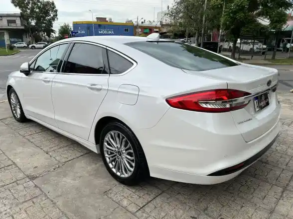 Ford Mondeo Titanium Hibrido At 2021 - foto 4