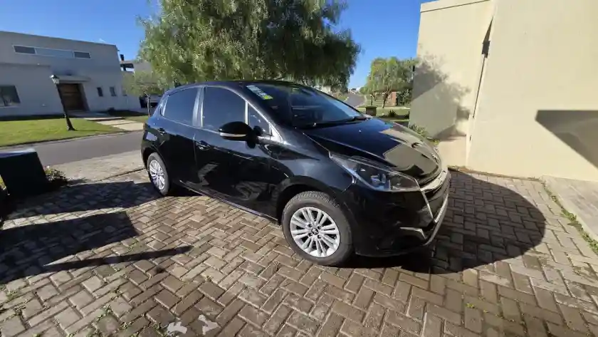 Peugeot 208 1.6 Allure 2019 - foto 2