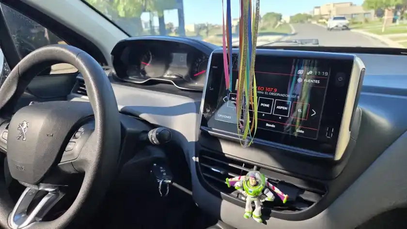 Peugeot 208 1.6 Allure 2019 - foto 3