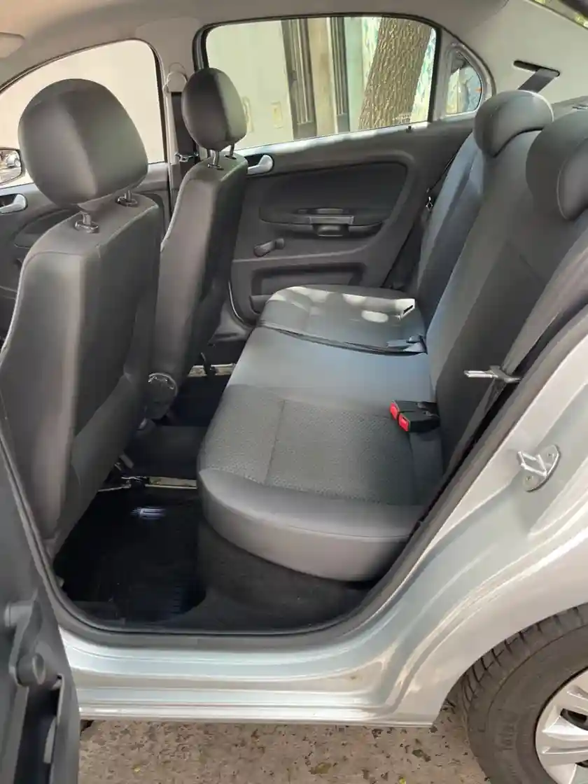 Volkswagen Voyage 1.6 Trenline 101Cv 2019 - foto 5