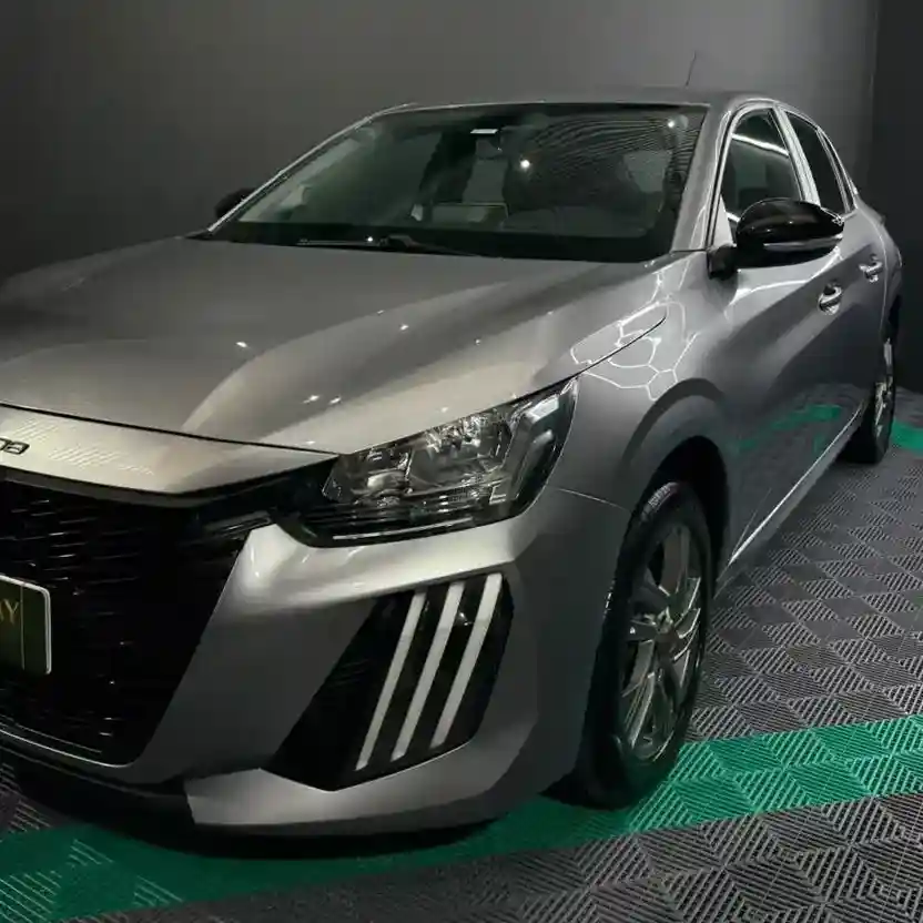 Peugeot 208 2025 - foto 1